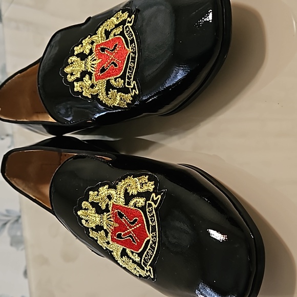 Size 12 black shoe - Picture 1 of 4